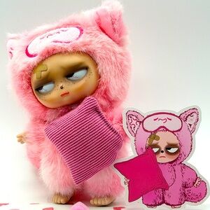 😴💤 Grumpipi Whispers to Dreamland — Qi Qi Figure + Promo Keychain (Confirmed)